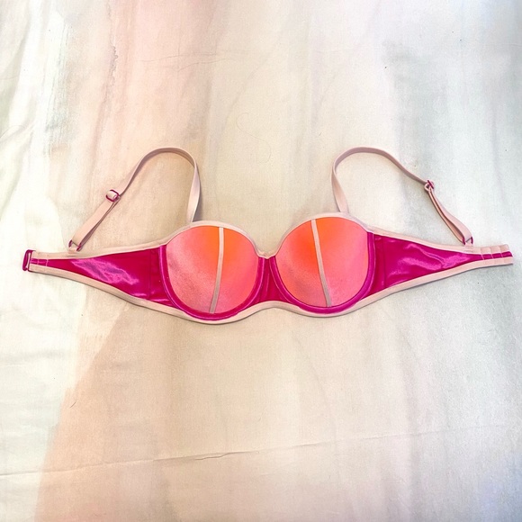 Shade and Shore Velvet Balconet Bikini Top - Picture 4 of 5